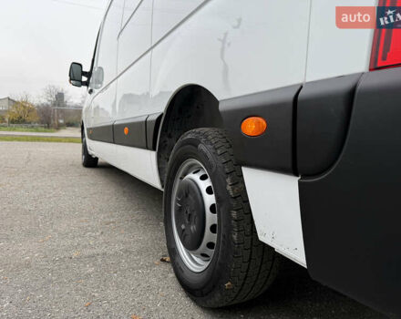 Белый Рено Мастер, объемом двигателя 2.3 л и пробегом 195 тыс. км за 22100 $, фото 24 на Automoto.ua