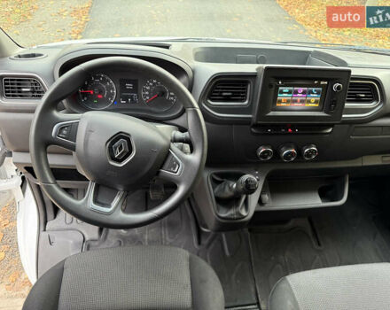 Белый Рено Мастер, объемом двигателя 2.3 л и пробегом 97 тыс. км за 22600 $, фото 15 на Automoto.ua