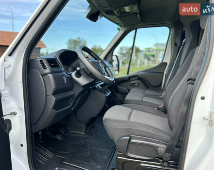 Білий Рено Мастєр, об'ємом двигуна 2.3 л та пробігом 108 тис. км за 21400 $, фото 37 на Automoto.ua