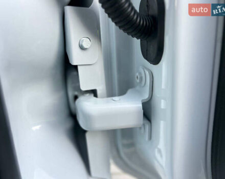 Білий Рено Мастєр, об'ємом двигуна 0 л та пробігом 279 тис. км за 21500 $, фото 69 на Automoto.ua