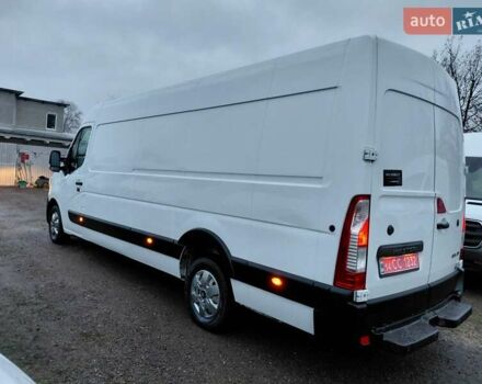 Белый Рено Мастер, объемом двигателя 2.3 л и пробегом 92 тыс. км за 25000 $, фото 1 на Automoto.ua