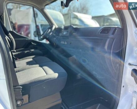 Білий Рено Мастєр, об'ємом двигуна 2.3 л та пробігом 220 тис. км за 23450 $, фото 43 на Automoto.ua