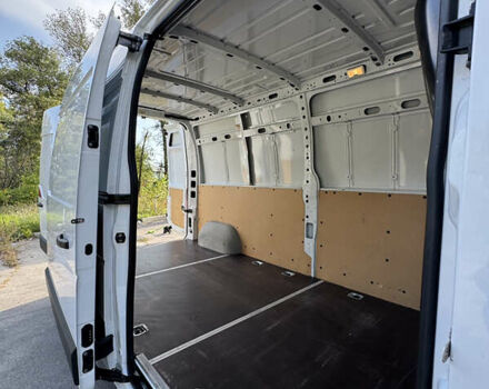 Белый Рено Мастер, объемом двигателя 2.3 л и пробегом 65 тыс. км за 31470 $, фото 13 на Automoto.ua