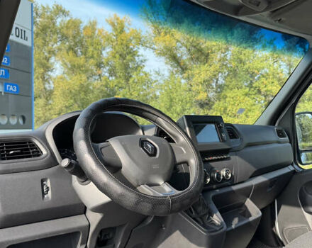 Белый Рено Мастер, объемом двигателя 2.3 л и пробегом 65 тыс. км за 31470 $, фото 10 на Automoto.ua