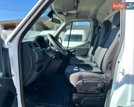 Білий Рено Мастєр, об'ємом двигуна 2.3 л та пробігом 220 тис. км за 23450 $, фото 48 на Automoto.ua