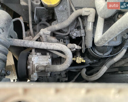 Білий Рено Мастєр, об'ємом двигуна 2.5 л та пробігом 455 тис. км за 8500 $, фото 53 на Automoto.ua