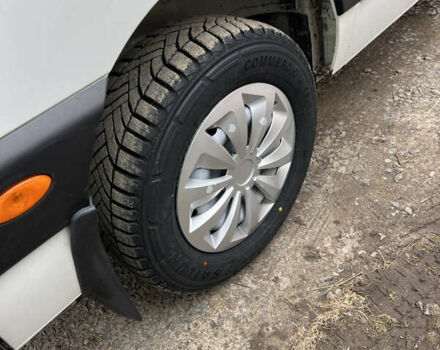 Белый Рено Мастер, объемом двигателя 2.3 л и пробегом 388 тыс. км за 12500 $, фото 4 на Automoto.ua