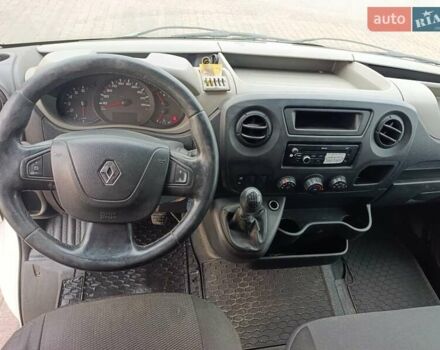 Белый Рено Мастер, объемом двигателя 2.3 л и пробегом 427 тыс. км за 9000 $, фото 8 на Automoto.ua