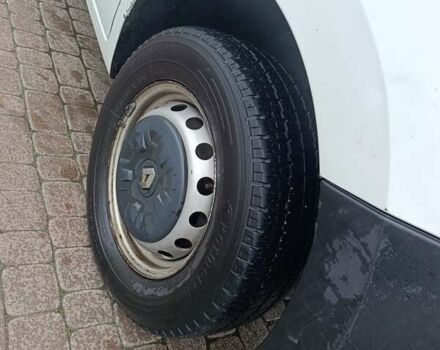 Белый Рено Мастер, объемом двигателя 2.3 л и пробегом 427 тыс. км за 9000 $, фото 17 на Automoto.ua