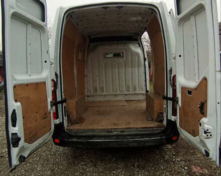 Белый Рено Мастер, объемом двигателя 2.3 л и пробегом 255 тыс. км за 12100 $, фото 9 на Automoto.ua