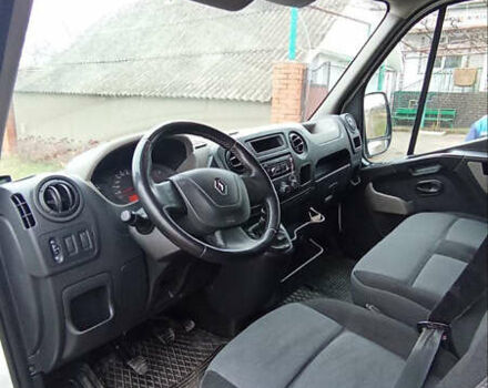 Белый Рено Мастер, объемом двигателя 2.3 л и пробегом 255 тыс. км за 12100 $, фото 5 на Automoto.ua