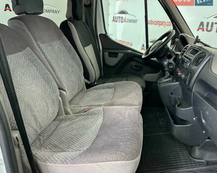 Белый Рено Мастер, объемом двигателя 2.3 л и пробегом 410 тыс. км за 14950 $, фото 8 на Automoto.ua