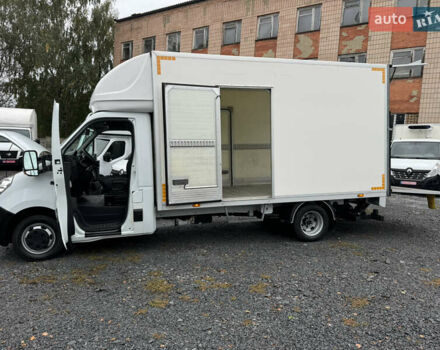 Белый Рено Мастер, объемом двигателя 2.3 л и пробегом 235 тыс. км за 22900 $, фото 19 на Automoto.ua