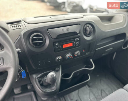 Белый Рено Мастер, объемом двигателя 2.3 л и пробегом 385 тыс. км за 17900 $, фото 15 на Automoto.ua