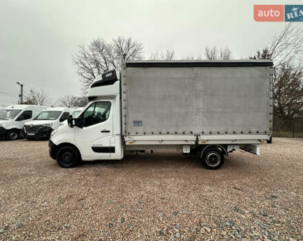 Белый Рено Мастер, объемом двигателя 2.3 л и пробегом 385 тыс. км за 17900 $, фото 5 на Automoto.ua