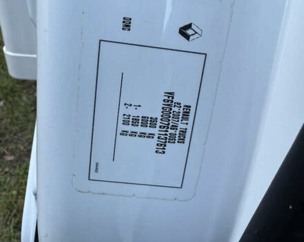 Білий Рено Мастєр, об'ємом двигуна 2.3 л та пробігом 270 тис. км за 19900 $, фото 18 на Automoto.ua