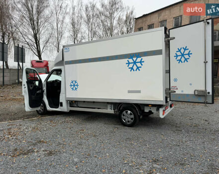 Белый Рено Мастер, объемом двигателя 2.3 л и пробегом 163 тыс. км за 21900 $, фото 23 на Automoto.ua