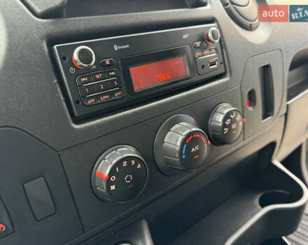 Белый Рено Мастер, объемом двигателя 2.3 л и пробегом 163 тыс. км за 21900 $, фото 38 на Automoto.ua