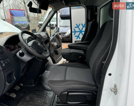 Белый Рено Мастер, объемом двигателя 2.3 л и пробегом 163 тыс. км за 21900 $, фото 36 на Automoto.ua
