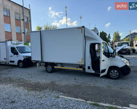 Рено Мастер 2018 в Ровно на Automoto.ua Белый Рено Мастер, объемом двигателя 2.3 л и пробегом 215 тыс. км за 17950 $, фото 32 на Automoto.ua