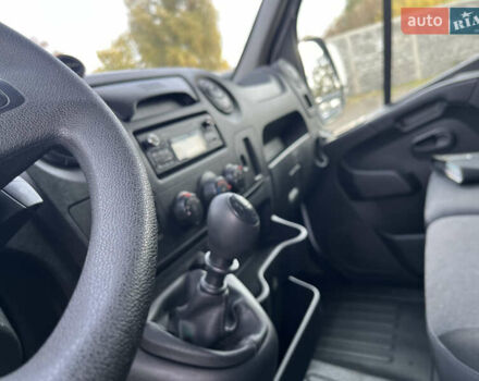 Білий Рено Мастєр, об'ємом двигуна 2.3 л та пробігом 297 тис. км за 15990 $, фото 21 на Automoto.ua