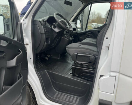 Білий Рено Мастєр, об'ємом двигуна 2.3 л та пробігом 296 тис. км за 14600 $, фото 42 на Automoto.ua