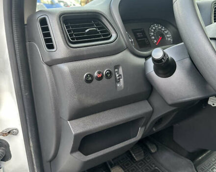 Білий Рено Мастєр, об'ємом двигуна 2.3 л та пробігом 334 тис. км за 22500 $, фото 42 на Automoto.ua