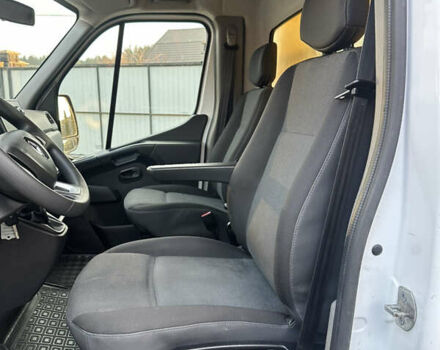 Білий Рено Мастєр, об'ємом двигуна 2.3 л та пробігом 334 тис. км за 22500 $, фото 45 на Automoto.ua