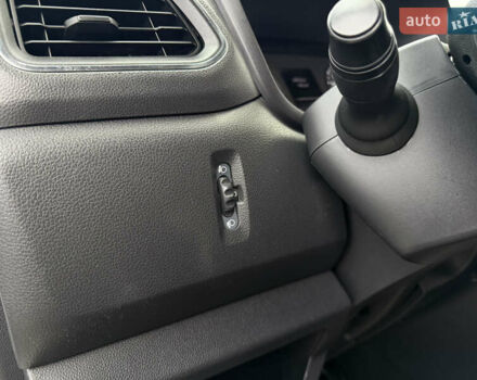 Белый Рено Мастер, объемом двигателя 2.3 л и пробегом 208 тыс. км за 20949 $, фото 24 на Automoto.ua