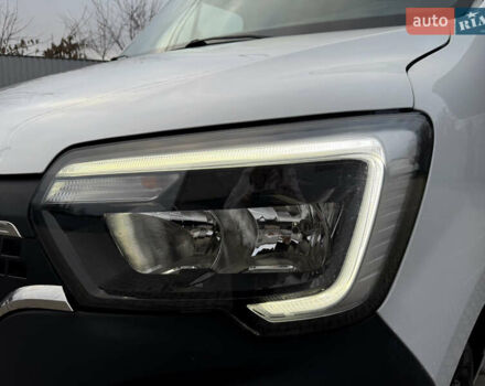 Белый Рено Мастер, объемом двигателя 2.3 л и пробегом 208 тыс. км за 20949 $, фото 14 на Automoto.ua