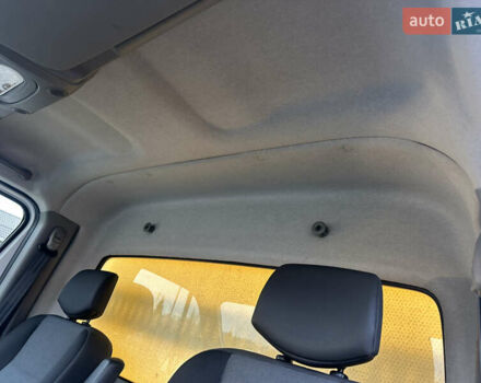 Білий Рено Мастєр, об'ємом двигуна 2.3 л та пробігом 334 тис. км за 22500 $, фото 46 на Automoto.ua