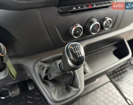 Белый Рено Мастер, объемом двигателя 2.3 л и пробегом 208 тыс. км за 20949 $, фото 33 на Automoto.ua