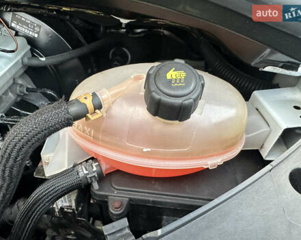 Білий Рено Мастєр, об'ємом двигуна 2.3 л та пробігом 334 тис. км за 22500 $, фото 68 на Automoto.ua