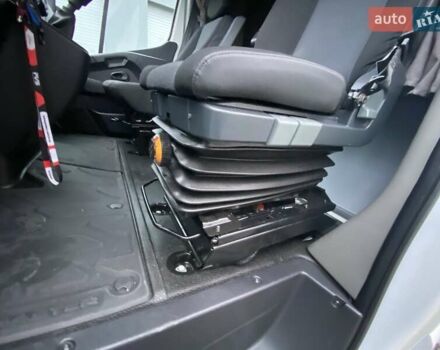 Белый Рено Мастер, объемом двигателя 2.3 л и пробегом 327 тыс. км за 22899 $, фото 20 на Automoto.ua