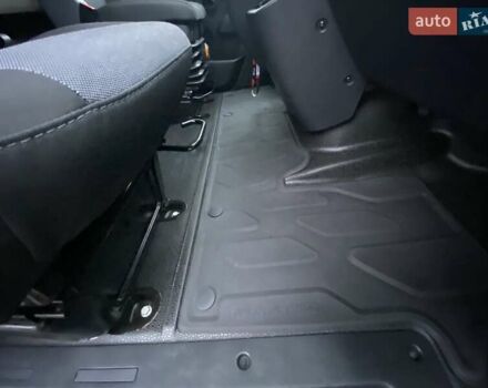 Белый Рено Мастер, объемом двигателя 2.3 л и пробегом 327 тыс. км за 22899 $, фото 38 на Automoto.ua