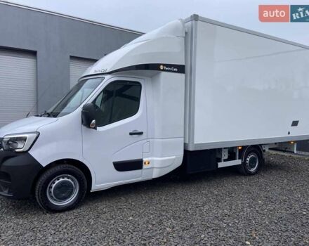 Белый Рено Мастер, объемом двигателя 2.3 л и пробегом 327 тыс. км за 22899 $, фото 2 на Automoto.ua