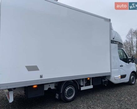 Белый Рено Мастер, объемом двигателя 2.3 л и пробегом 327 тыс. км за 22899 $, фото 12 на Automoto.ua