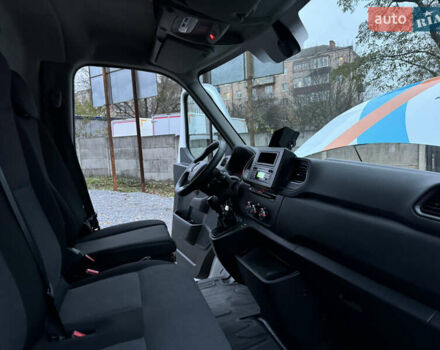 Белый Рено Мастер, объемом двигателя 2.3 л и пробегом 165 тыс. км за 26900 $, фото 44 на Automoto.ua