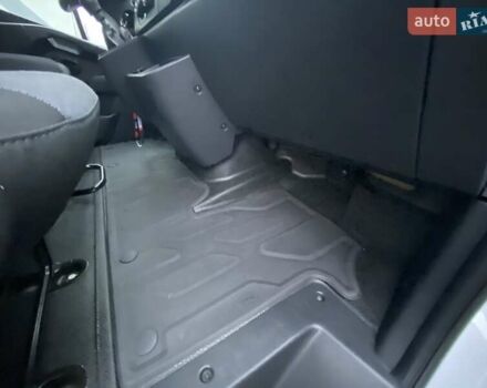 Белый Рено Мастер, объемом двигателя 2.3 л и пробегом 327 тыс. км за 22899 $, фото 39 на Automoto.ua