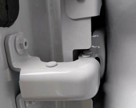 Белый Рено Мастер, объемом двигателя 2.3 л и пробегом 300 тыс. км за 22499 $, фото 86 на Automoto.ua