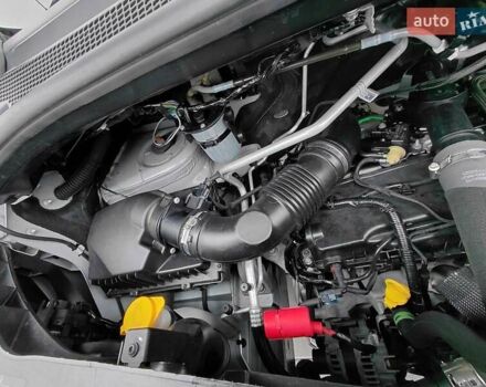 Белый Рено Мастер, объемом двигателя 2.3 л и пробегом 300 тыс. км за 22499 $, фото 29 на Automoto.ua