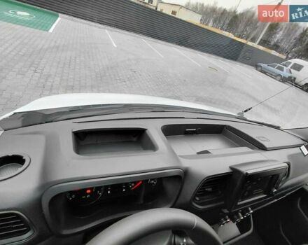 Белый Рено Мастер, объемом двигателя 2.3 л и пробегом 300 тыс. км за 22499 $, фото 47 на Automoto.ua