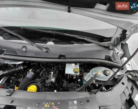 Белый Рено Мастер, объемом двигателя 2.3 л и пробегом 300 тыс. км за 22499 $, фото 28 на Automoto.ua