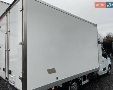 Белый Рено Мастер, объемом двигателя 2.3 л и пробегом 288 тыс. км за 22999 $, фото 6 на Automoto.ua