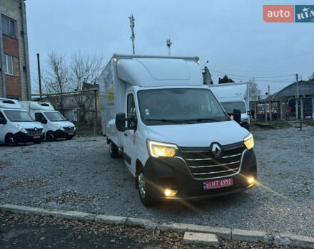 Белый Рено Мастер, объемом двигателя 2.3 л и пробегом 132 тыс. км за 28900 $, фото 2 на Automoto.ua