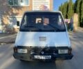 Білий Рено Мастєр, об'ємом двигуна 2.5 л та пробігом 300 тис. км за 999 $, фото 1 на Automoto.ua