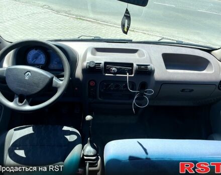 Рено Мастер 2000 в Одессе на Automoto.ua Белый Рено Мастер, объемом двигателя 2.8 л и пробегом 400 тыс. км за 4700 $, фото 2 на Automoto.ua