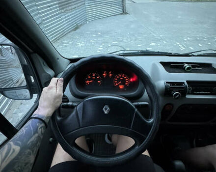 Білий Рено Мастєр, об'ємом двигуна 2.2 л та пробігом 283 тис. км за 3100 $, фото 24 на Automoto.ua