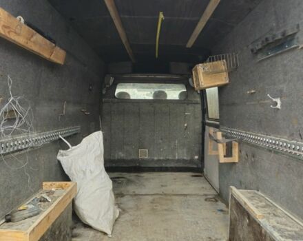 Белый Рено Мастер, объемом двигателя 2.5 л и пробегом 350 тыс. км за 2700 $, фото 5 на Automoto.ua