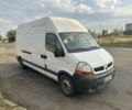 Белый Рено Мастер, объемом двигателя 2.5 л и пробегом 300 тыс. км за 4200 $, фото 1 на Automoto.ua